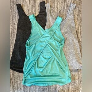 🌺🌸🌼BOGO tanks in Teal, Gray, and Black